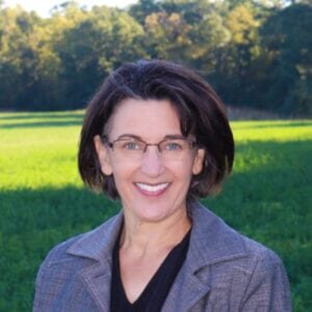 Woman posing for profile photo