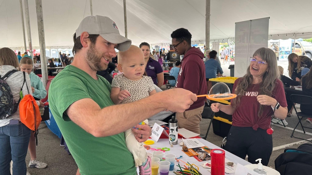 Parent and kid enjoy STEM Day